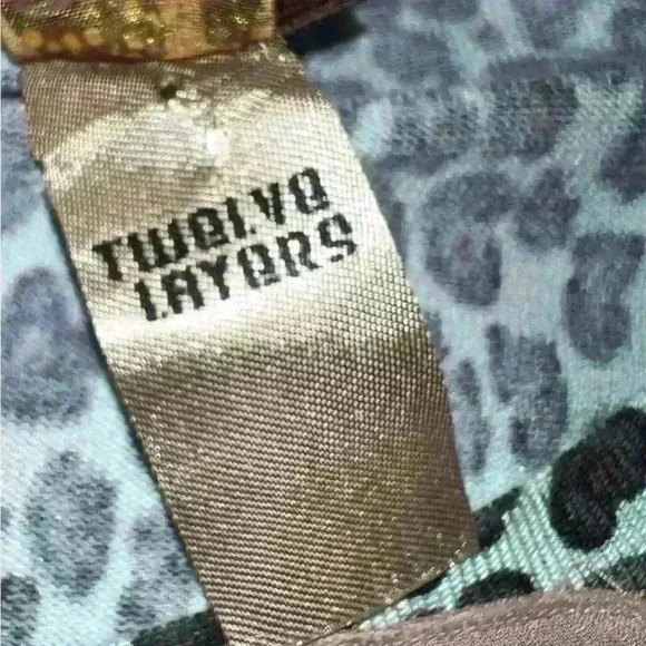 Twelve by twelve Cropped, Leopard Zip Sz s Short Sleeves Mob Wife Round Neck - Picture 6 of 7